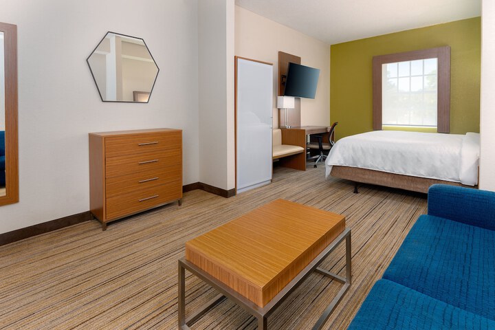 Holiday Inn Express & Suites Naples North - Bonita Springs by IHG