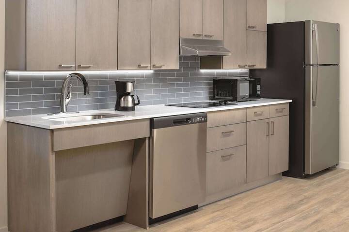 Hyatt House Auburn Hills / Detroit