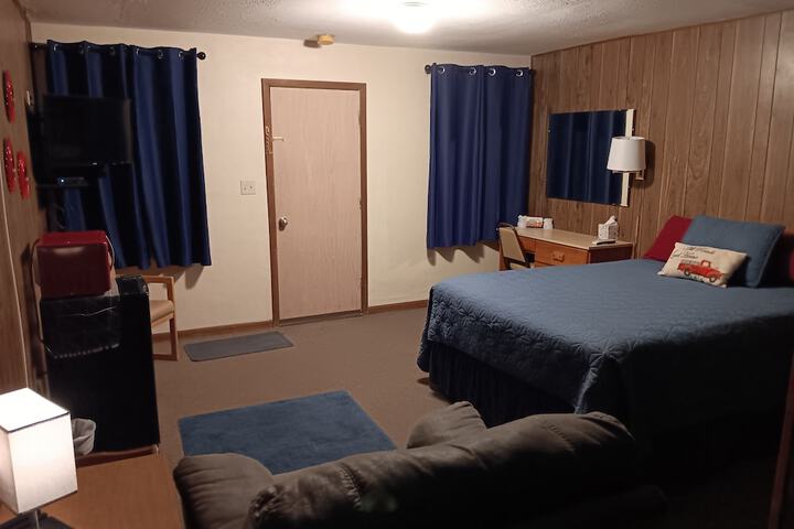 Room 16 of 21
