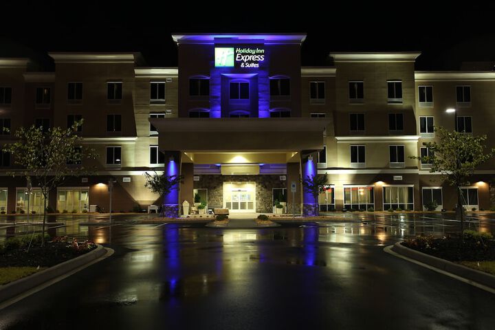 Hotel 3 of 27