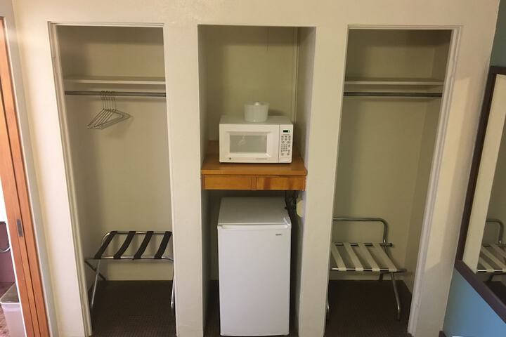 Room 19 of 27