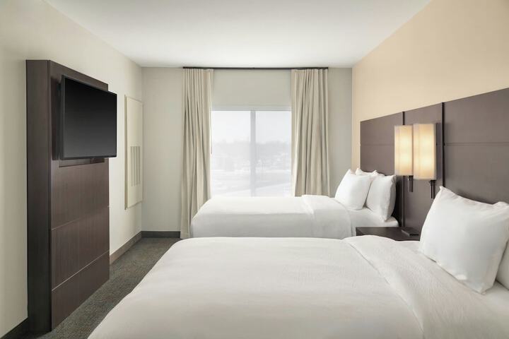 Residence Inn by Marriott Detroit Dearborn