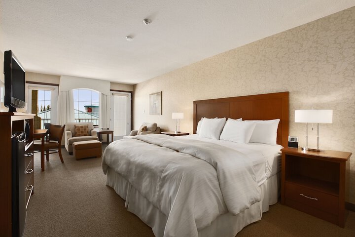 Room 18 of 28