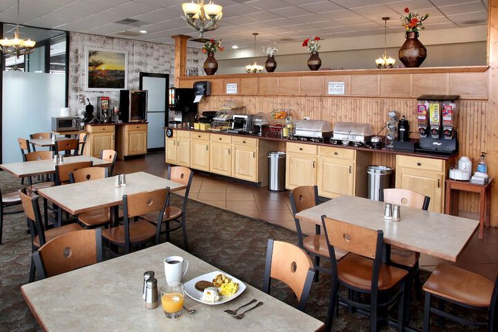 Days Inn & Suites by Wyndham Trinidad