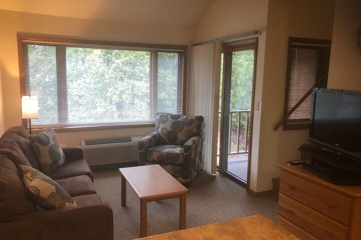 Room 163 of 185