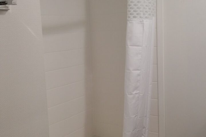 Room 35 of 85
