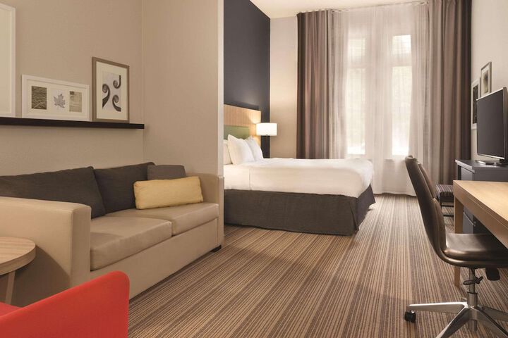 Country Inn & Suites by Radisson St. Charles Historic District