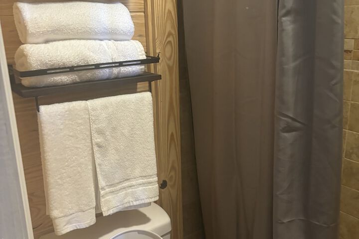 Room 43 of 68