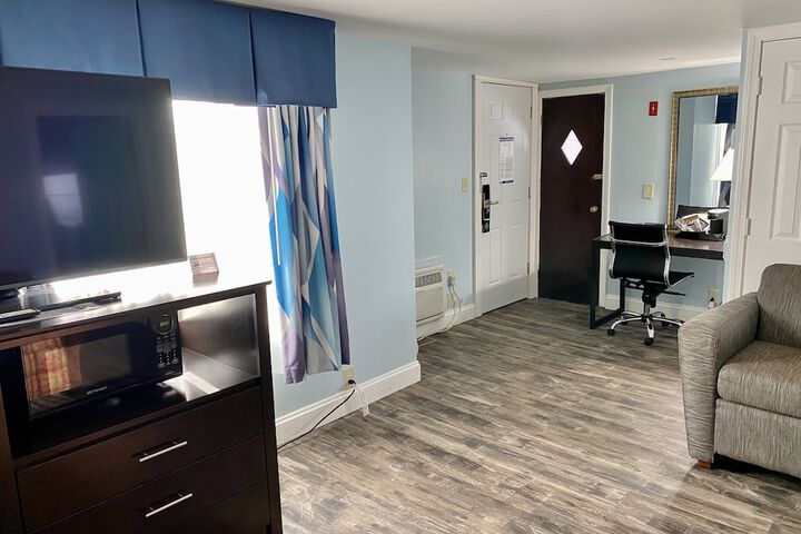Beacon Inn and Suites