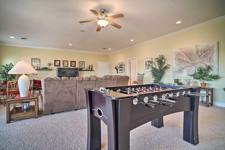 Spacious Baneberry Home w / Lake Douglas Views!