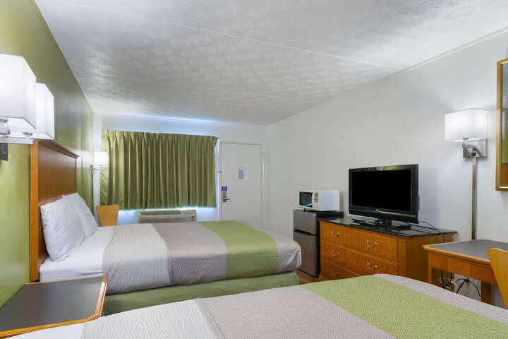 Motel 6 Parkersburg WV