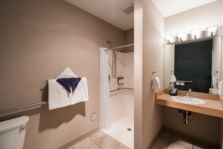 Room 55 of 102