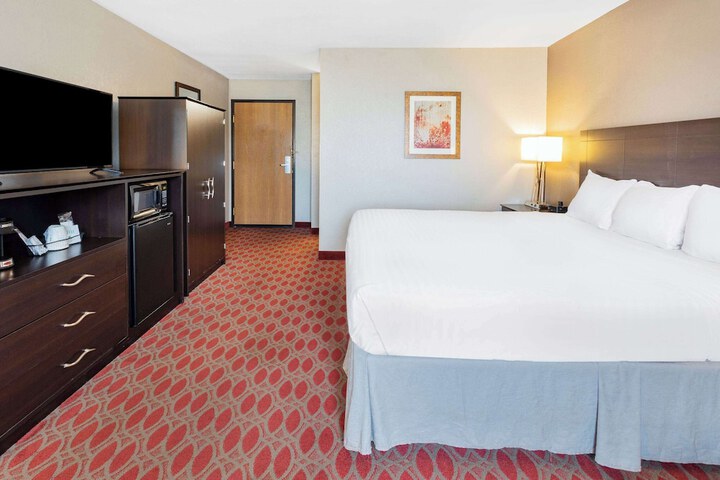 Room 21 of 36