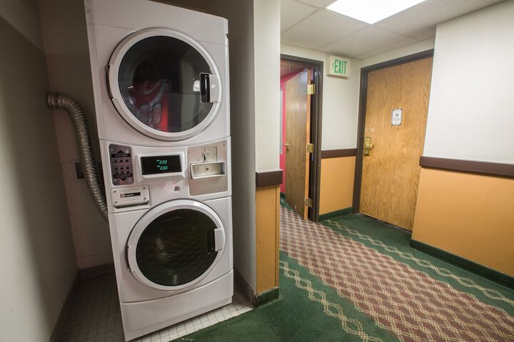 Room 14 of 19