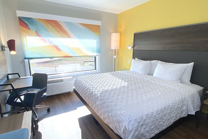 Room 20 of 42