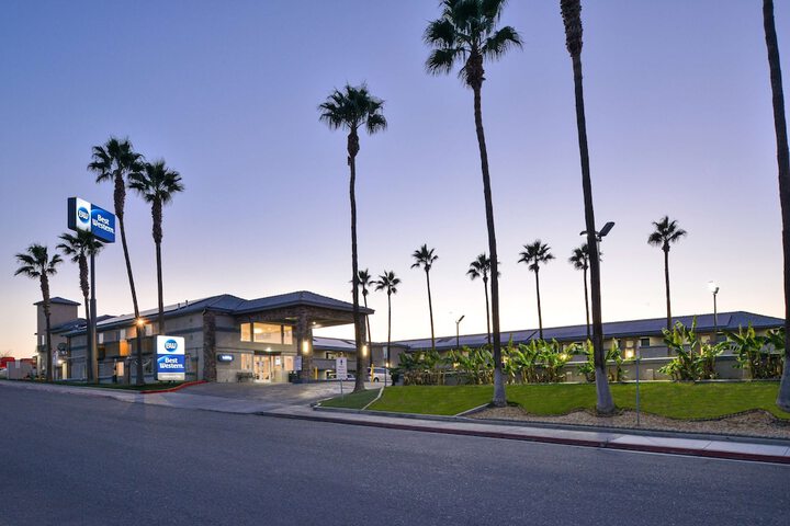 Hotel 2 of 46