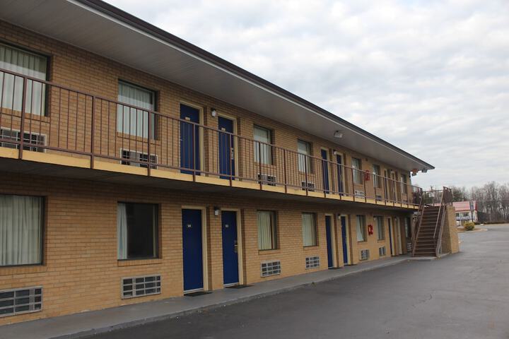 Hotel 9 of 51