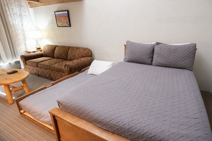 Sugarloaf Inn