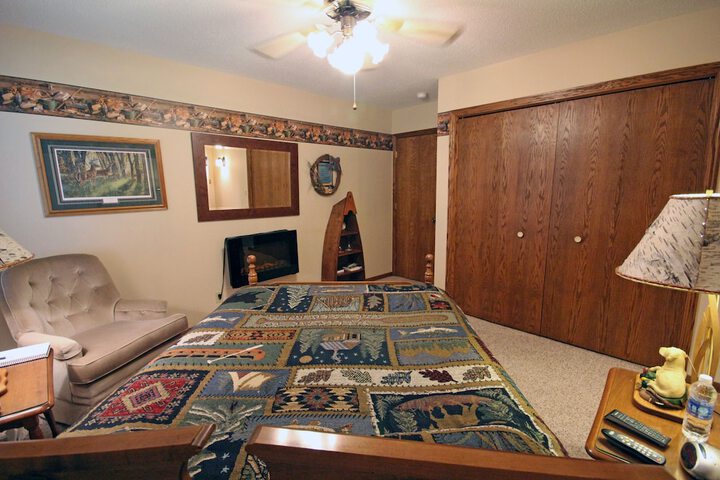 Room 28 of 73