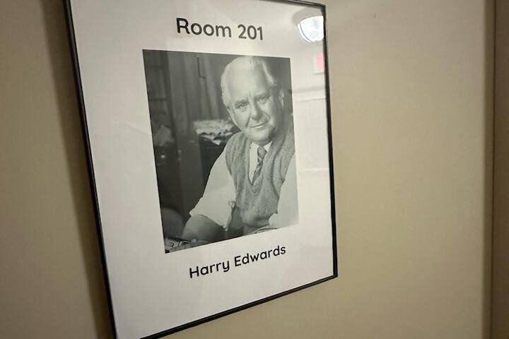 Room 50 of 65