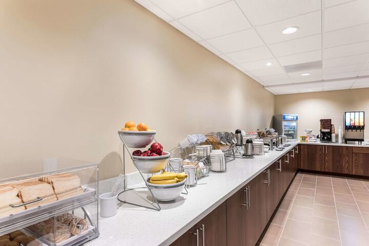 Breakfast/Coffee Service 58 of 69