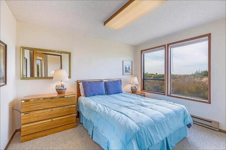 Haven Hideaway - Ocean Views from Every Room