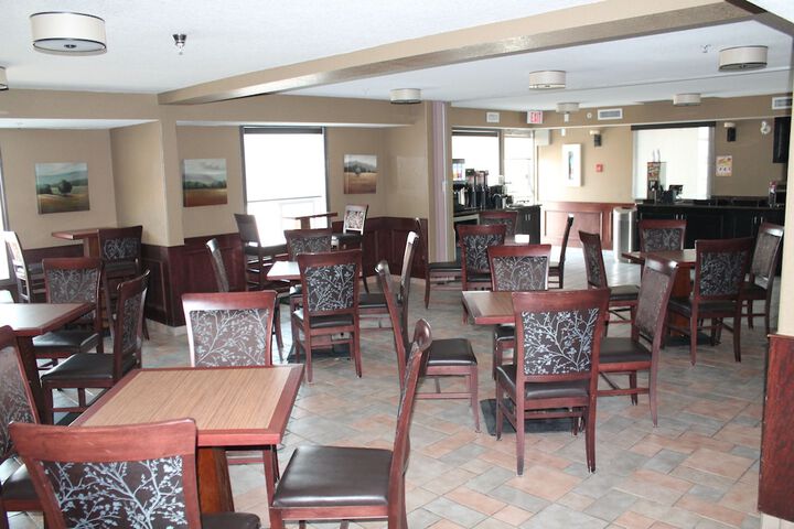 Best Western Strathmore Inn