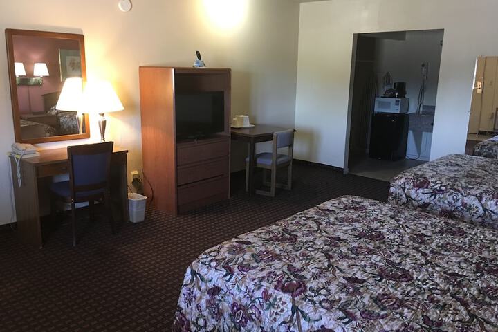 Room 9 of 27