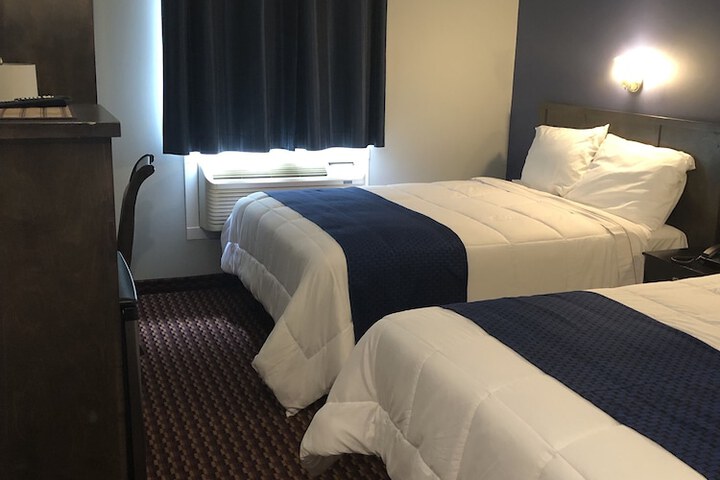 Room 15 of 48