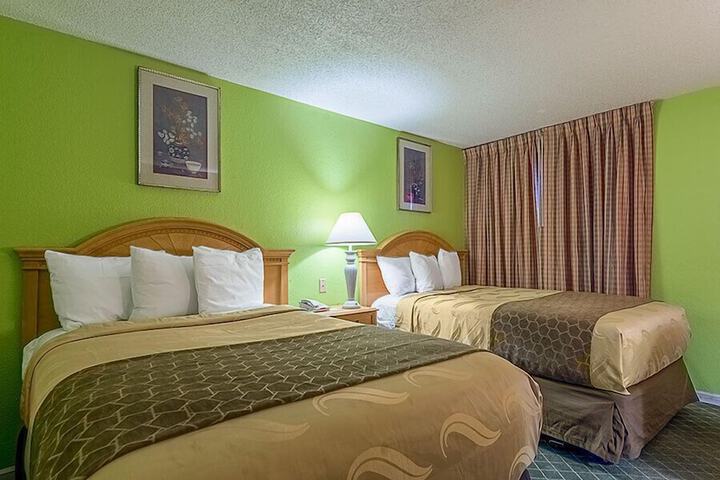 Room 15 of 26