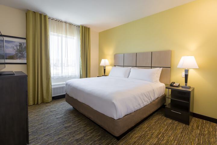 Room 12 of 26