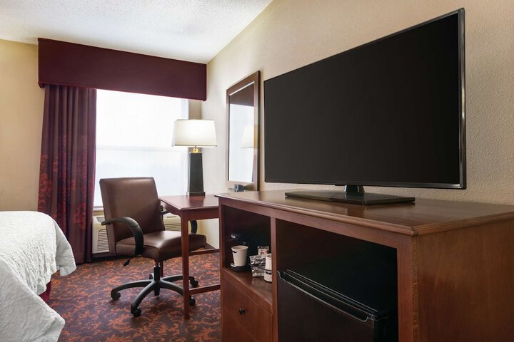 Room 14 of 25