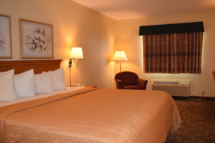 Room 25 of 51