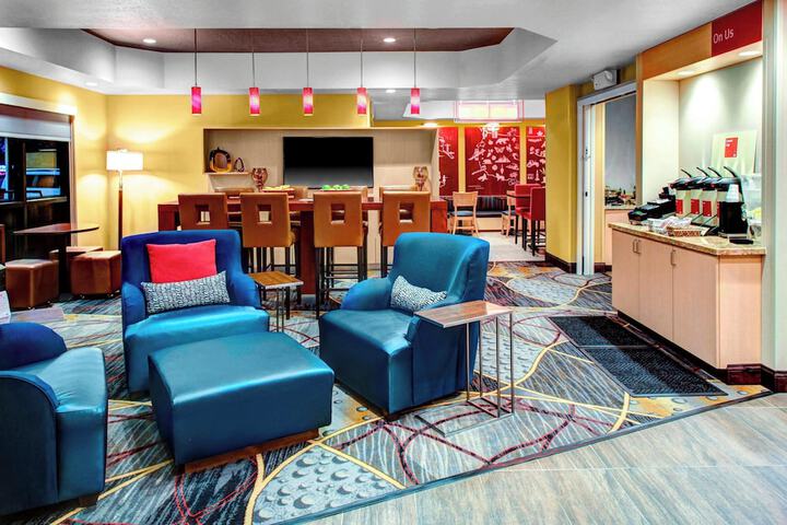 Hotel Interior 7 of 25