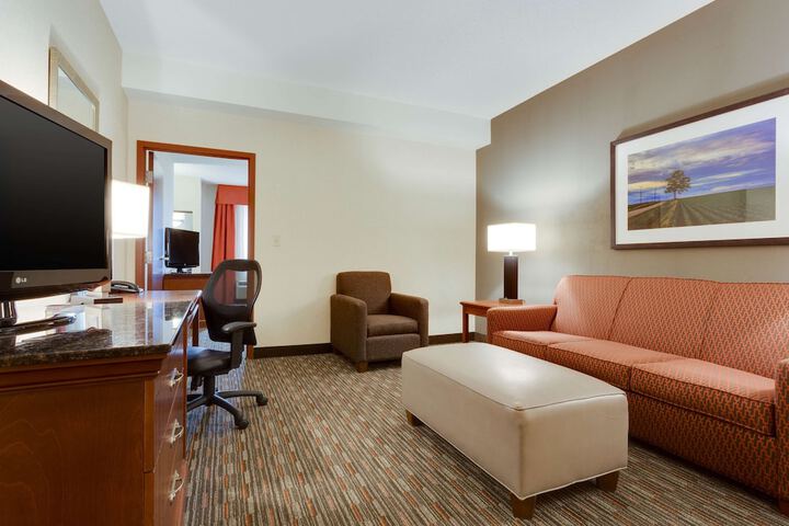 Room 8 of 39
