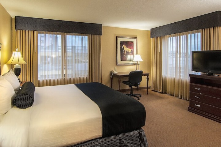 Room 32 of 98