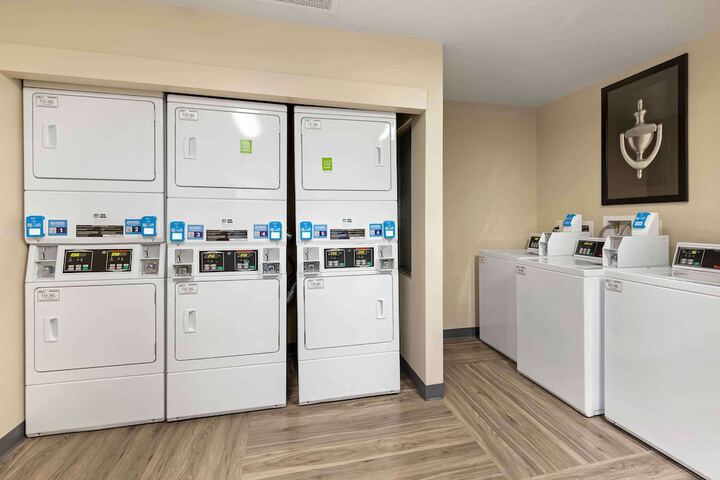 Extended Stay America Select Suites - St. Louis - Airport - Central