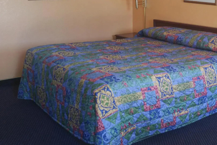 SIESTA MOTEL