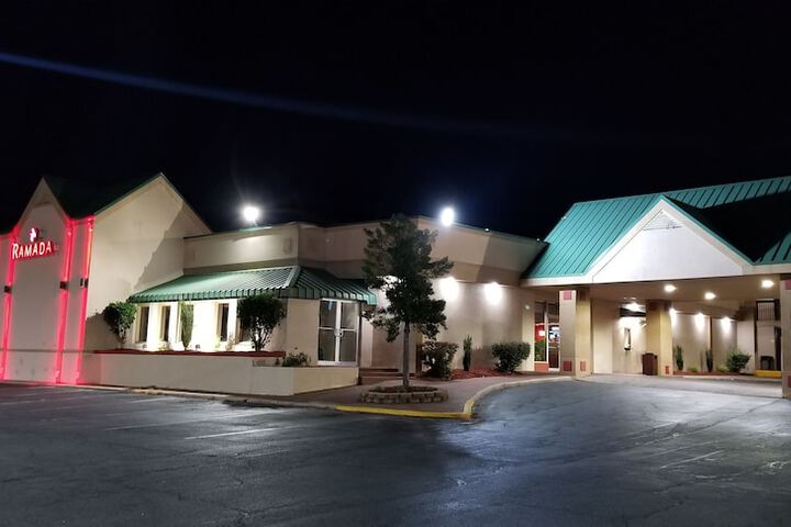 Hotel 4 of 44