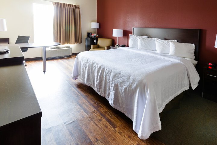 Red Roof Inn PLUS+ Danville KY