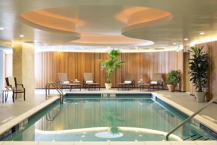 Pool 10 of 68