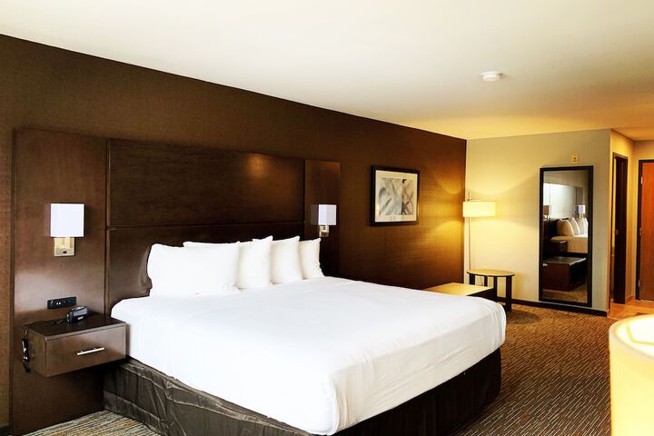 Room 43 of 61