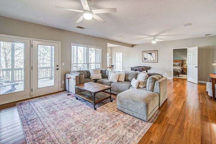 Luxury Mountain Home in Big Canoe! Golf / Lake / EV / Game Room!