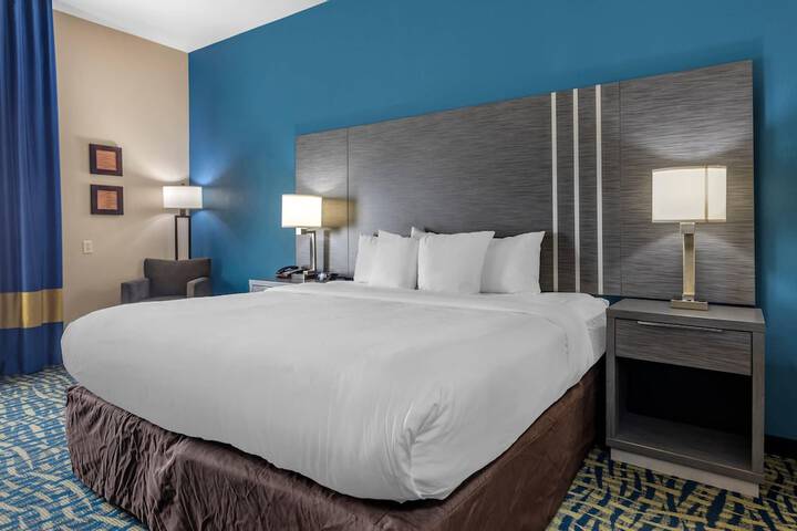 Comfort Inn & Suites Pauls Valley - City Lake