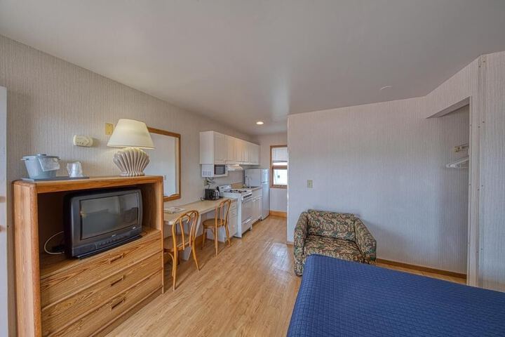Room 7 of 22