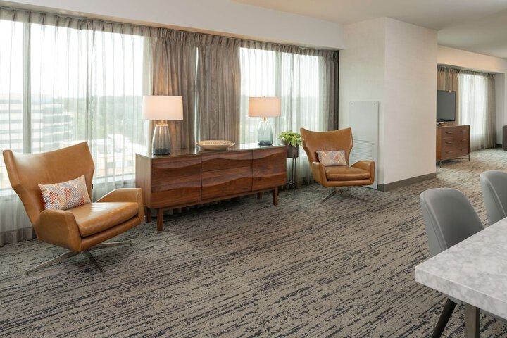 Hilton Fairfax
