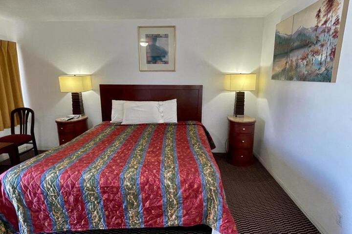 Desert Inn