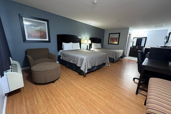 Room 16 of 24