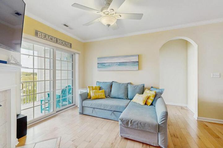 Bayside Resort -31568 Winterberry Pkwy. #305