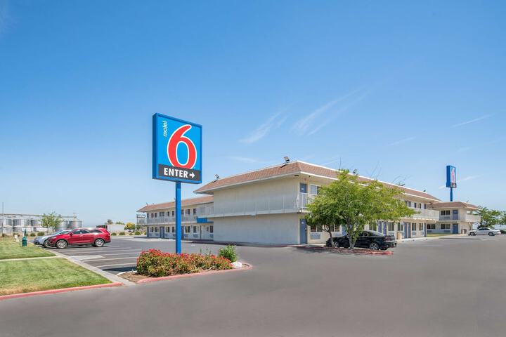 Motel 6 Williams CA